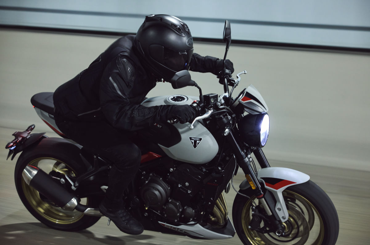 At the rear, it gets a Showa monoshock unit, with adjustable preload and rebound damping.